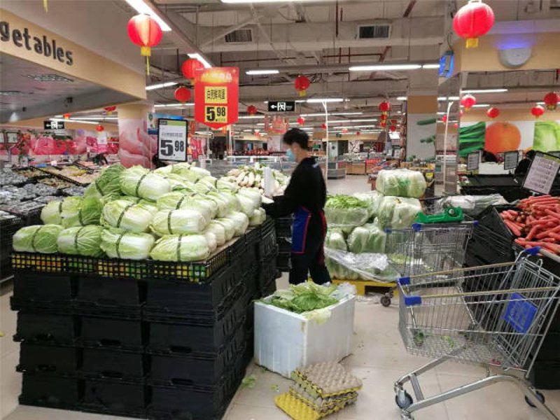 合肥市包河区宜玛日用百货经营部,想给自己的店铺换个新形象?门头图片的选择至关重要。今天我们就来对比一下几种常见的风格和设计元素,帮助你做出最合适的选择。